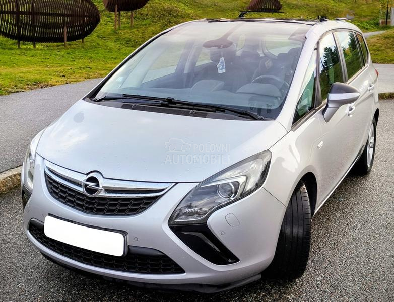 Opel Zafira Pano