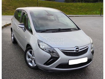 Opel Zafira rezervisan