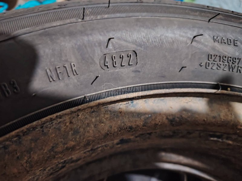 Sava 215/55 R16 Zimska