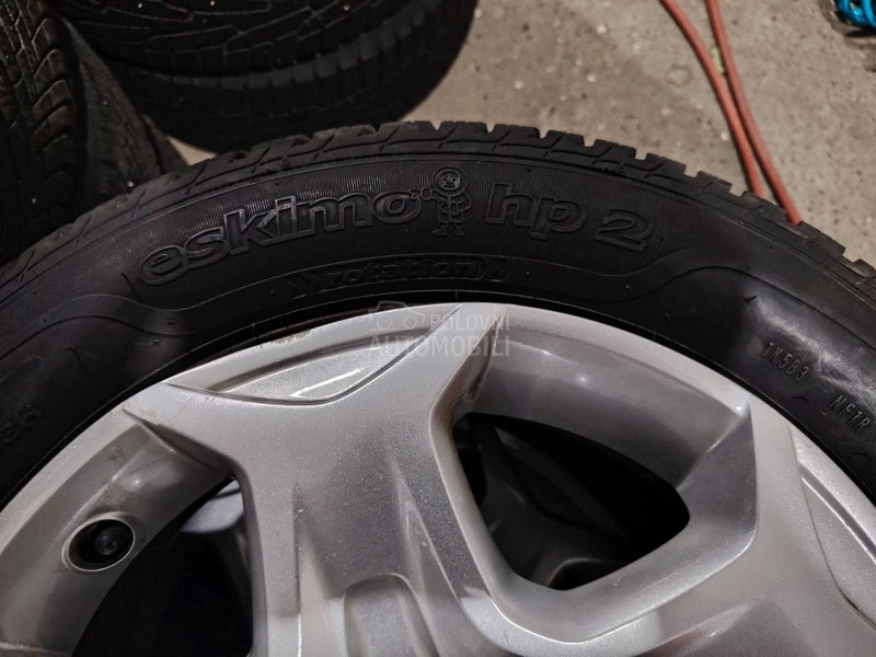 Sava 215/55 R16 Zimska