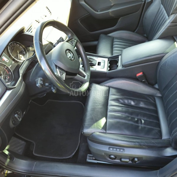 Škoda Superb 2.0 tdi  4x4 CH