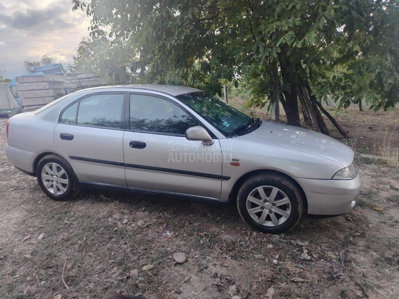 Mitsubishi Carisma 1.8 GDI