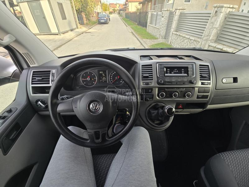 Volkswagen Transporter T5 2.0 TDI MAXI