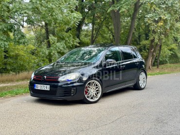 Volkswagen Golf 6 GTI DSG DCC ŠIB 2.0