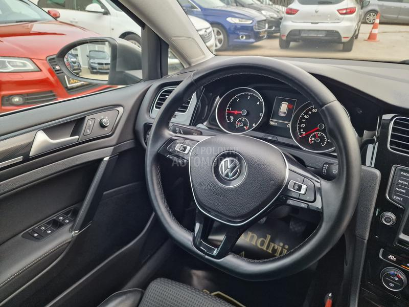 Volkswagen Golf 7 HIGH LINE