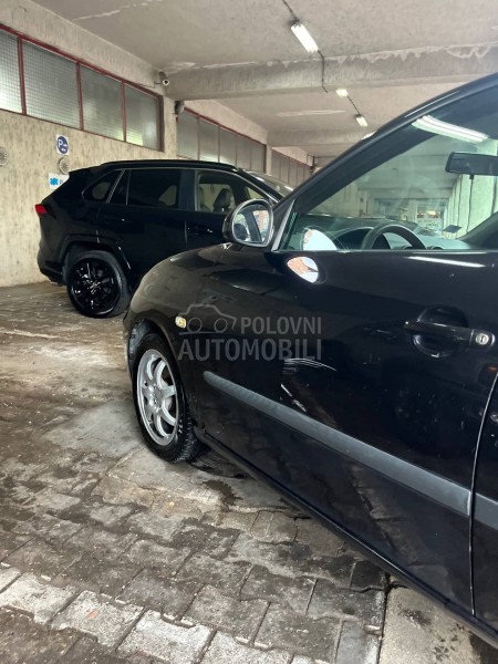 Seat Ibiza 1.4 sport siber