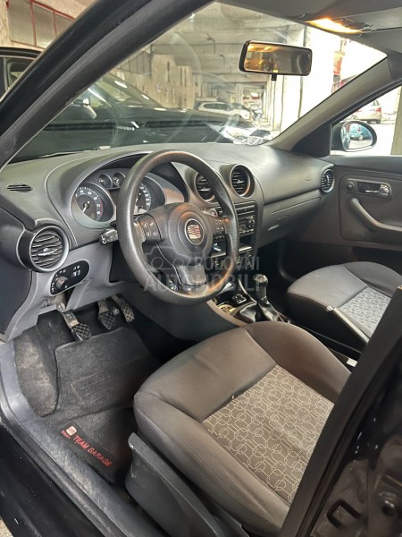 Seat Ibiza 1.4 sport siber