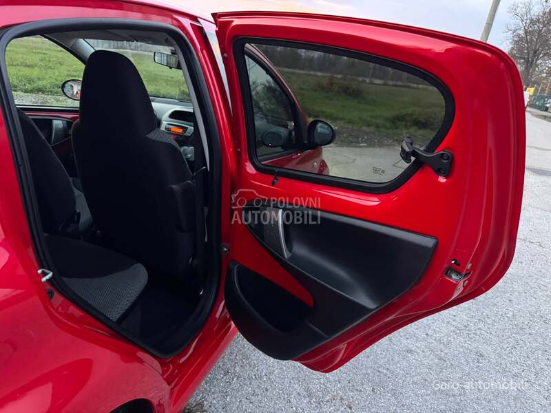 Toyota Aygo 1.0 SVAJCARSKA NOV