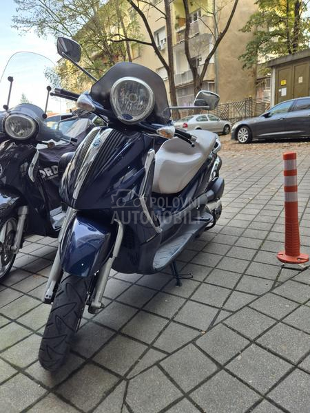 Piaggio Beverly 400ie