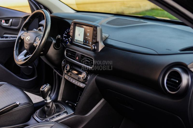 Hyundai Kona 1.0 TGDI blue
