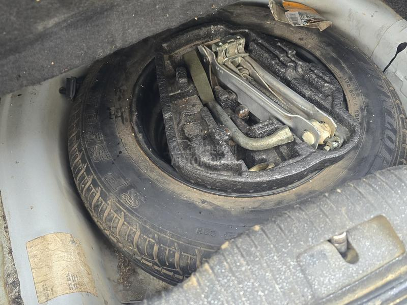 Volkswagen Golf 4 1.6 B