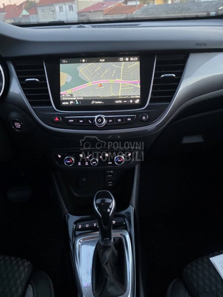 Opel Crossland X  1.2b Nawi,avtomatCH
