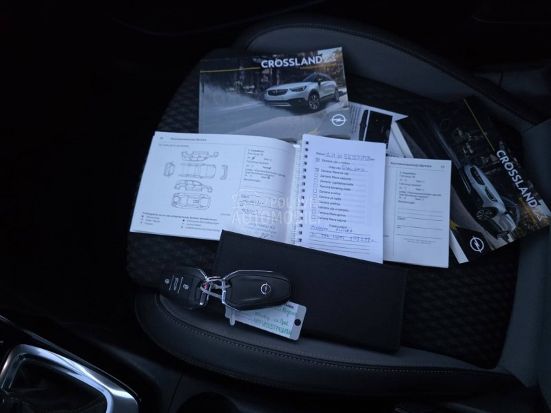 Opel Crossland X  1.2b Nawi,avtomatCH