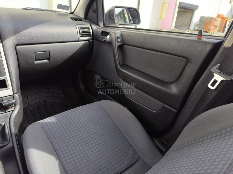 Opel Astra G I Z U Z E T A N