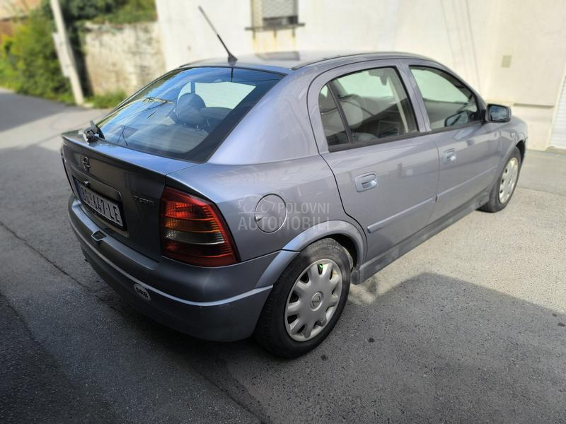 Opel Astra G I Z U Z E T A N