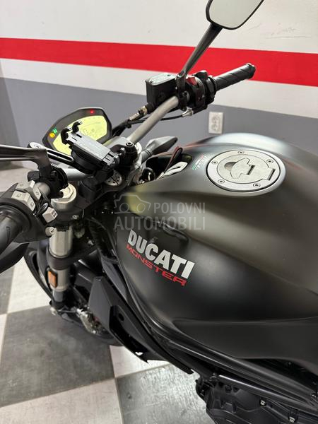 Ducati Monster 797
