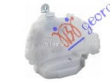 BRAVA PREDNJIH VRATA... za Honda Accord od 2008. do 2015. god.