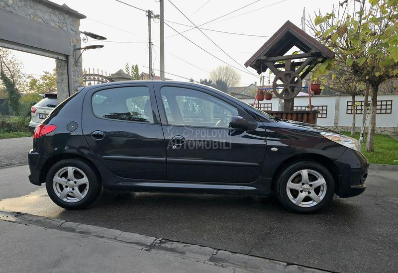 Peugeot 206 plus 1.4