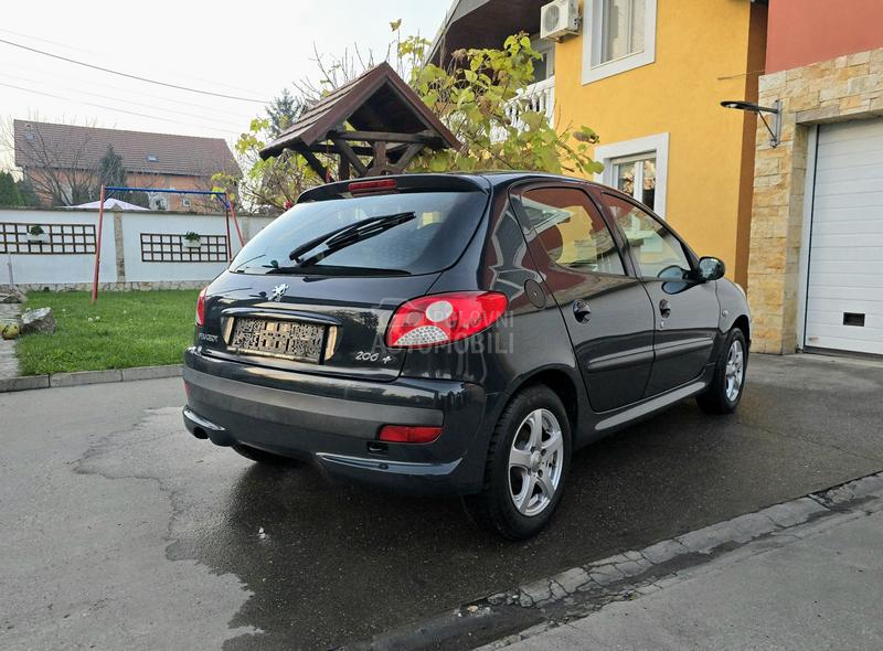 Peugeot 206 plus 1.4