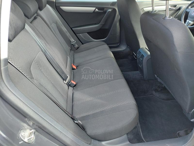 Volkswagen Passat B7 2.0tdi HIGH LINE