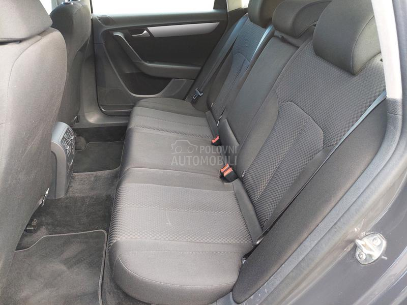 Volkswagen Passat B7 2.0tdi HIGH LINE
