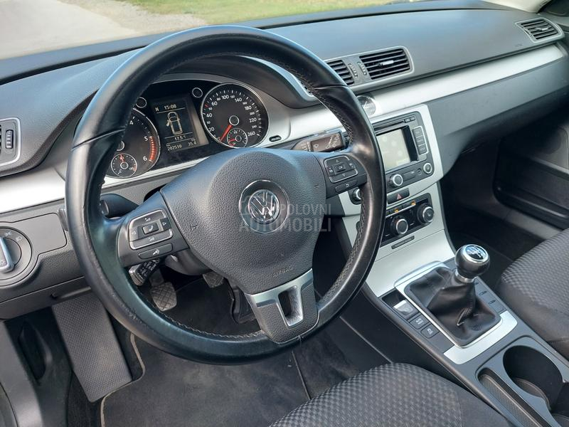Volkswagen Passat B7 2.0tdi HIGH LINE