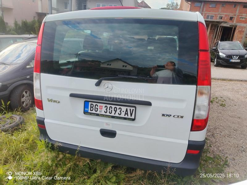 Mercedes Benz Vito 