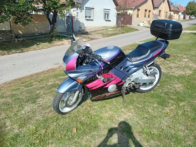 Honda CBR