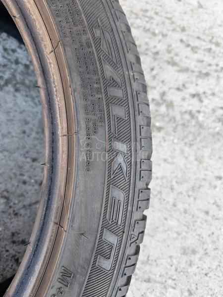 Falken 215/45 R18 Zimska