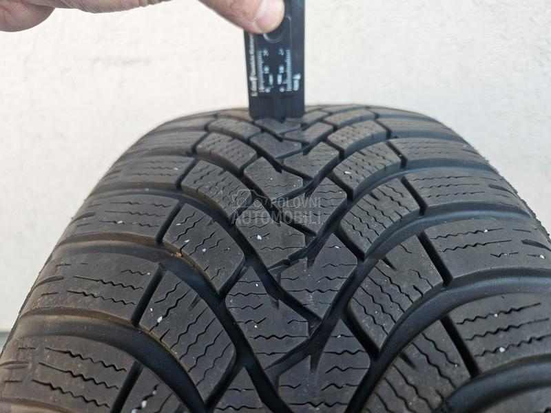 Falken 215/45 R18 Zimska