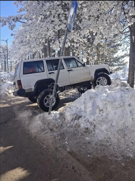 Jeep Cherokee PUSS