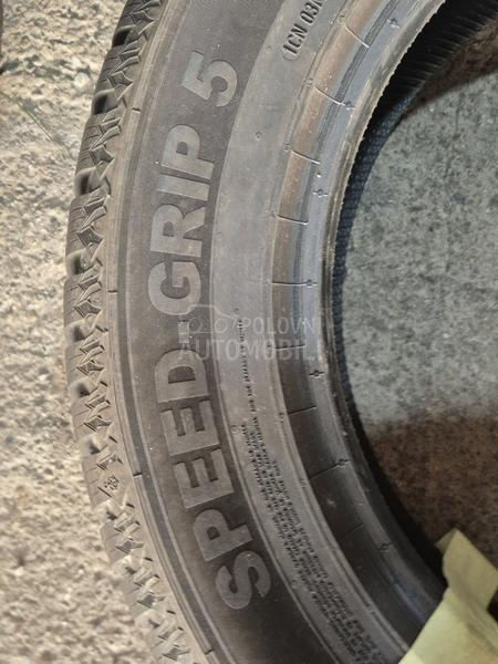 Semperit 215/65 R17 Zimska