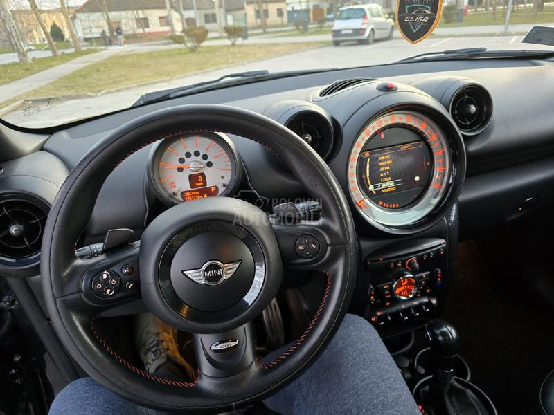 MINI Countryman ALL4 2.0SD AT