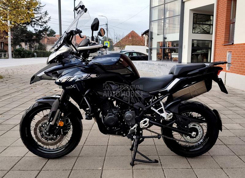 Benelli TRK 502X