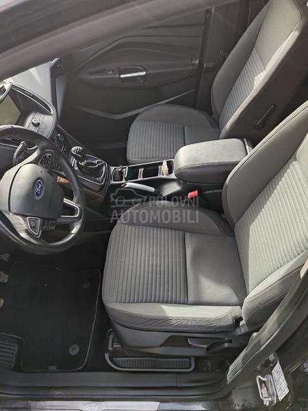 Ford C-Max TITANIJUM