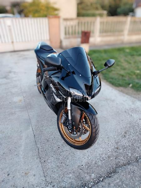 Kawasaki Zx6r