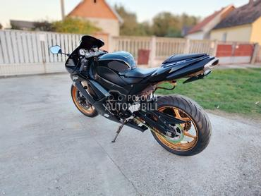 Kawasaki Zx6r