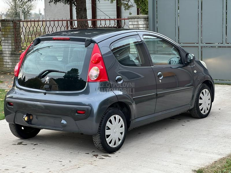 Peugeot 107 1.0