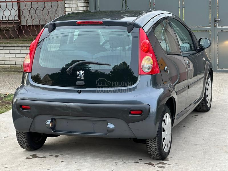 Peugeot 107 1.0