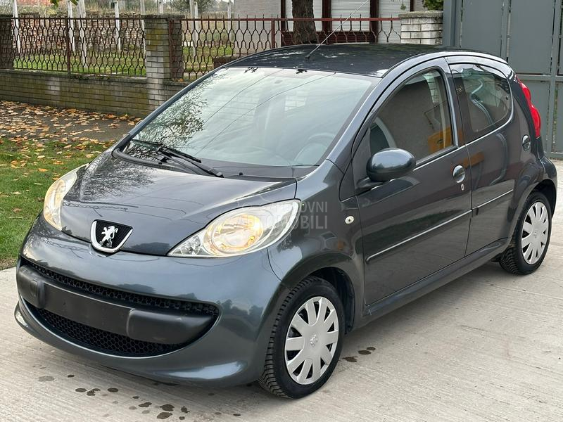 Peugeot 107 1.0