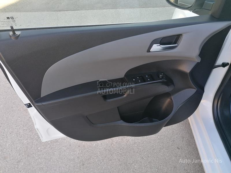 Chevrolet Aveo 1.6i SPORT LINE CH