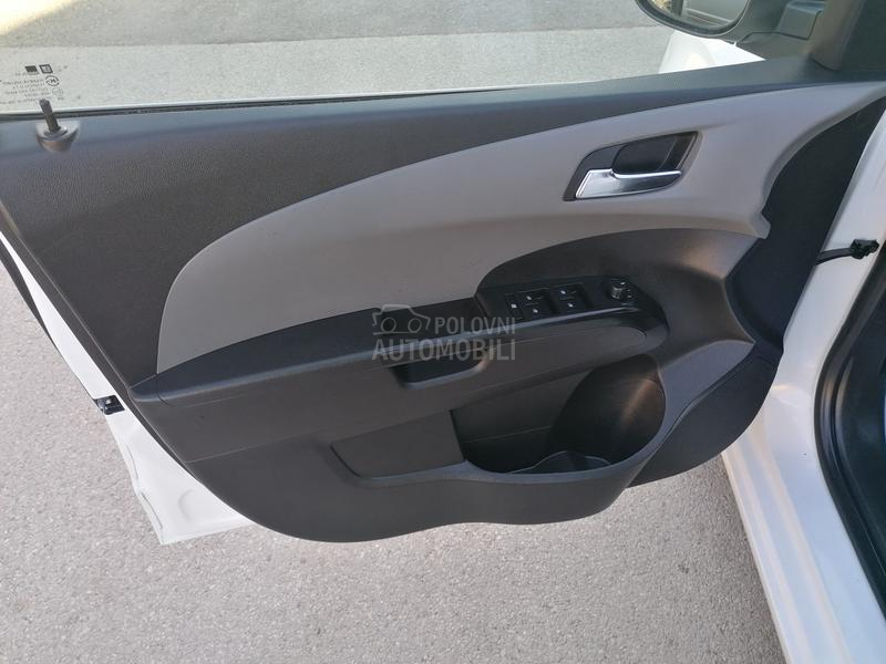 Chevrolet Aveo 1.6i SPORT LINE CH