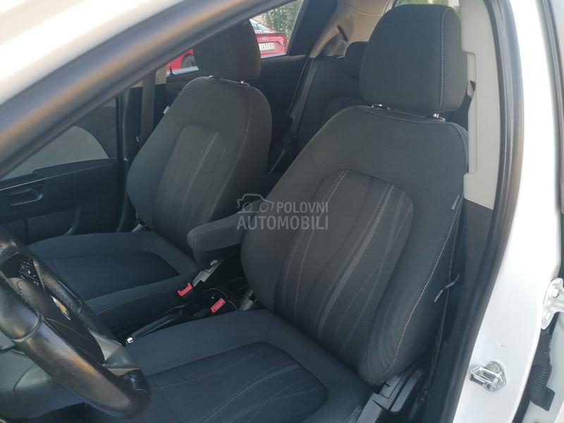 Chevrolet Aveo 1.6i SPORT LINE CH