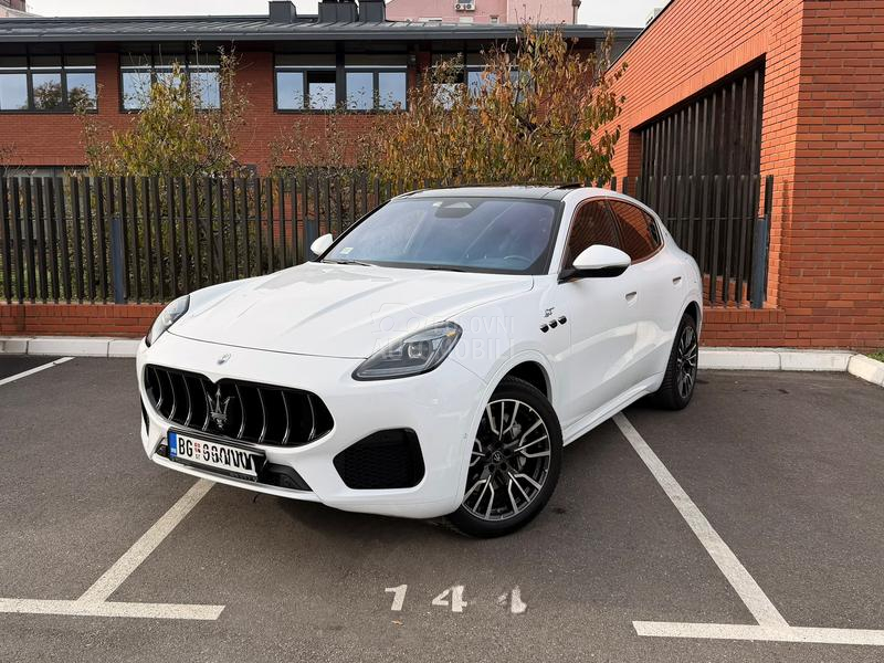 Maserati Grecale GT Hybrid 300hp