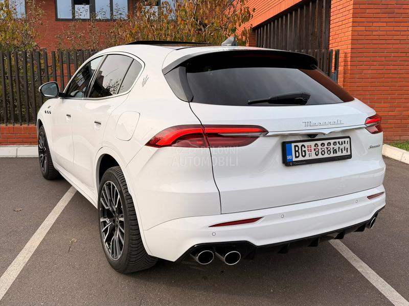 Maserati Grecale GT Hybrid 300hp