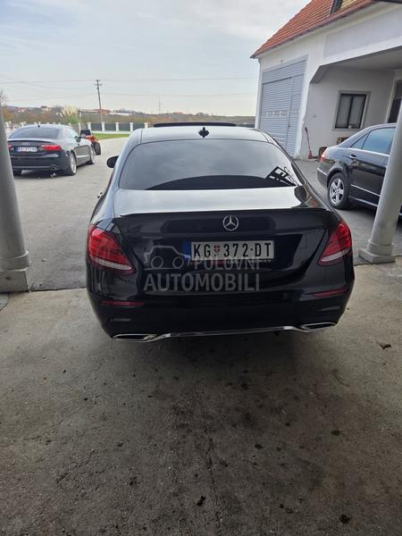 Mercedes Benz E 220 
