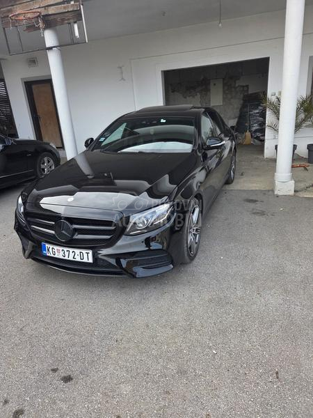 Mercedes Benz E 220 