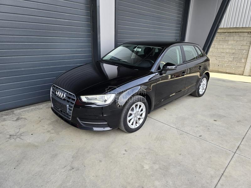 Audi A3 1.6 TDI S TRONIC