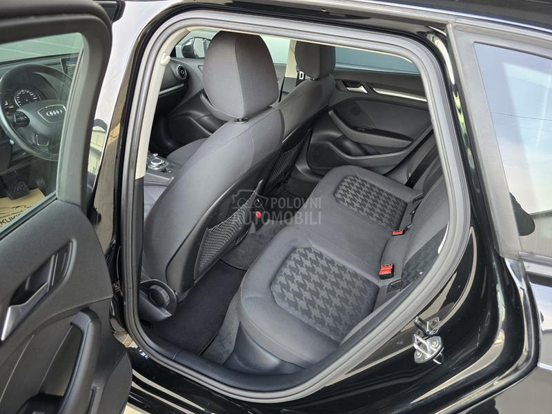 Audi A3 1.6 TDI S TRONIC