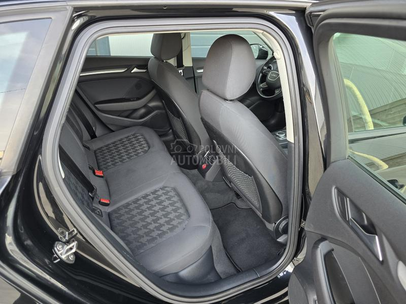 Audi A3 1.6 TDI S TRONIC